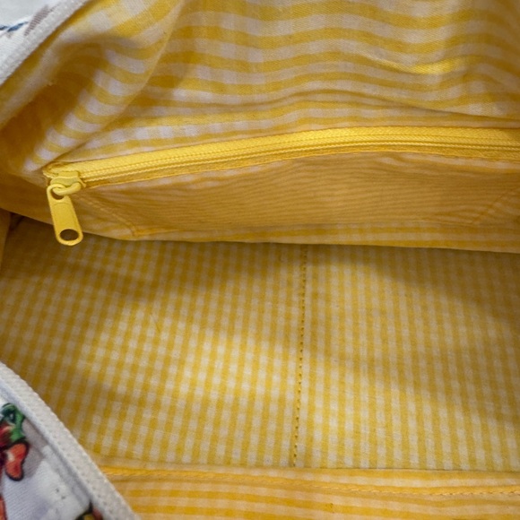 Quilted Cotton Duffle Bag with Coin Purse. Butterfly Garden Motif - Picture 8 of 8